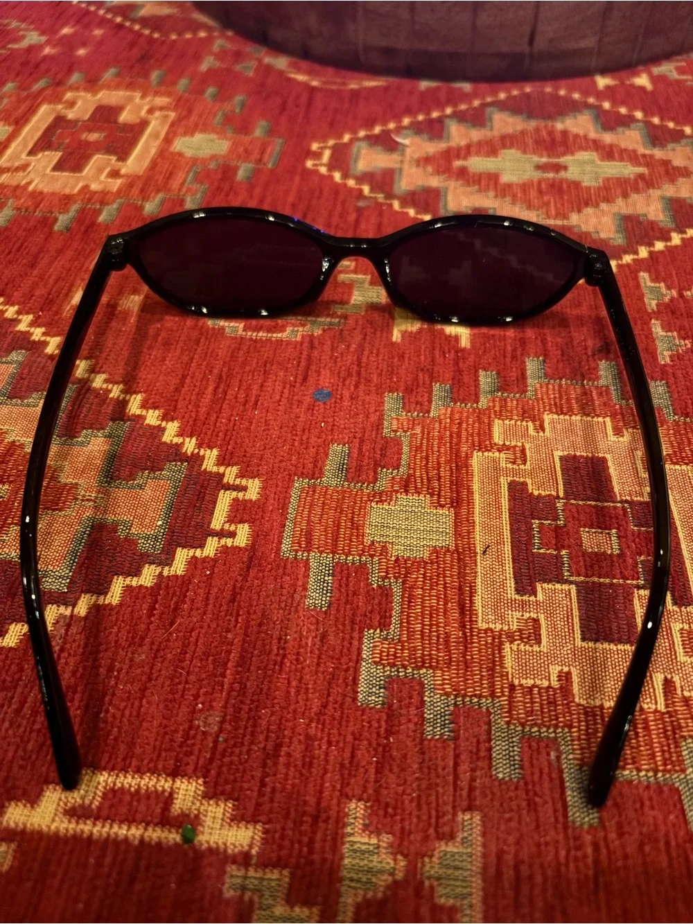 NWOT cat eye small oval black sunglasses